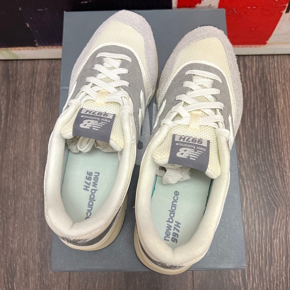 2022 New Balance 997 Light Aluminum / Team Away Grey 3M Reflective CM997HRK - Picture 5 of 14